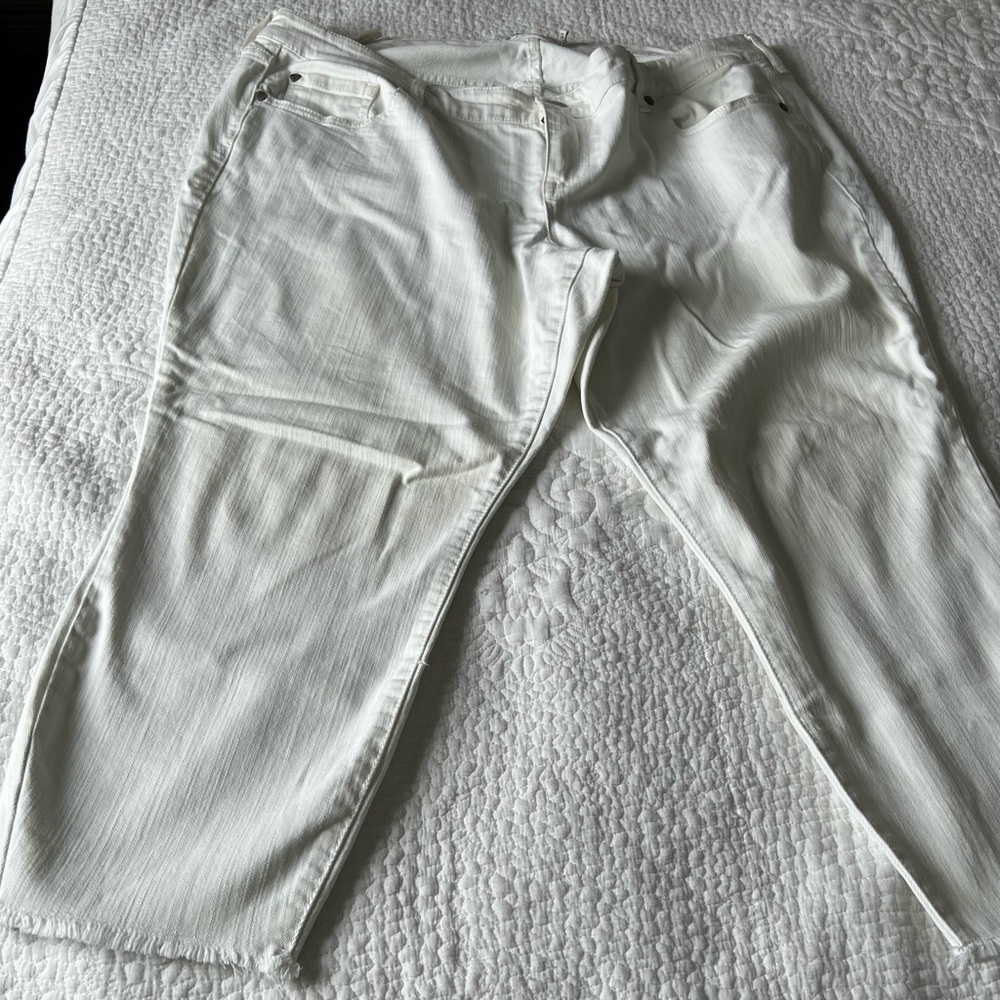 Torrid  Ankle Skinny White Denim Pants